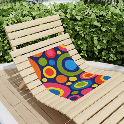 Retro Rainbow Circle Beach Towel — Colorful 60s-Inspired Pattern