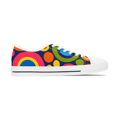Retro Circle Print Women's Low Top Sneakers — Colorful 60s-Inspired Canvas Shoes