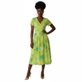 Tie-Dye Wrap Dress Modelka 1