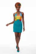 Walking — czarna, miedziany bouffant, tucked